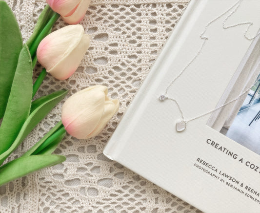 Korean Jewelry Style: The Rise of Minimalist Elegance