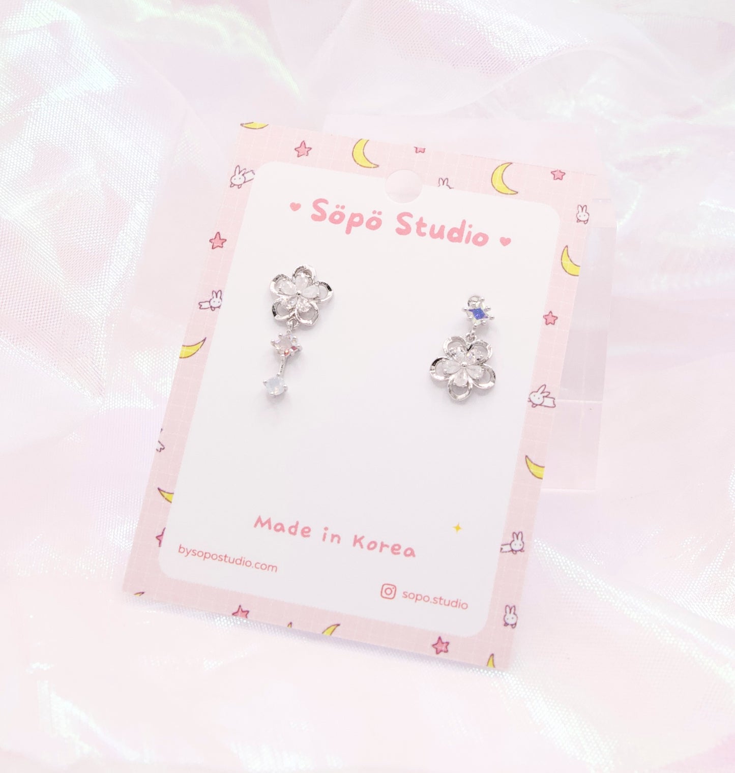 Mis-matched Sakura Petit Earrings - 2 colors