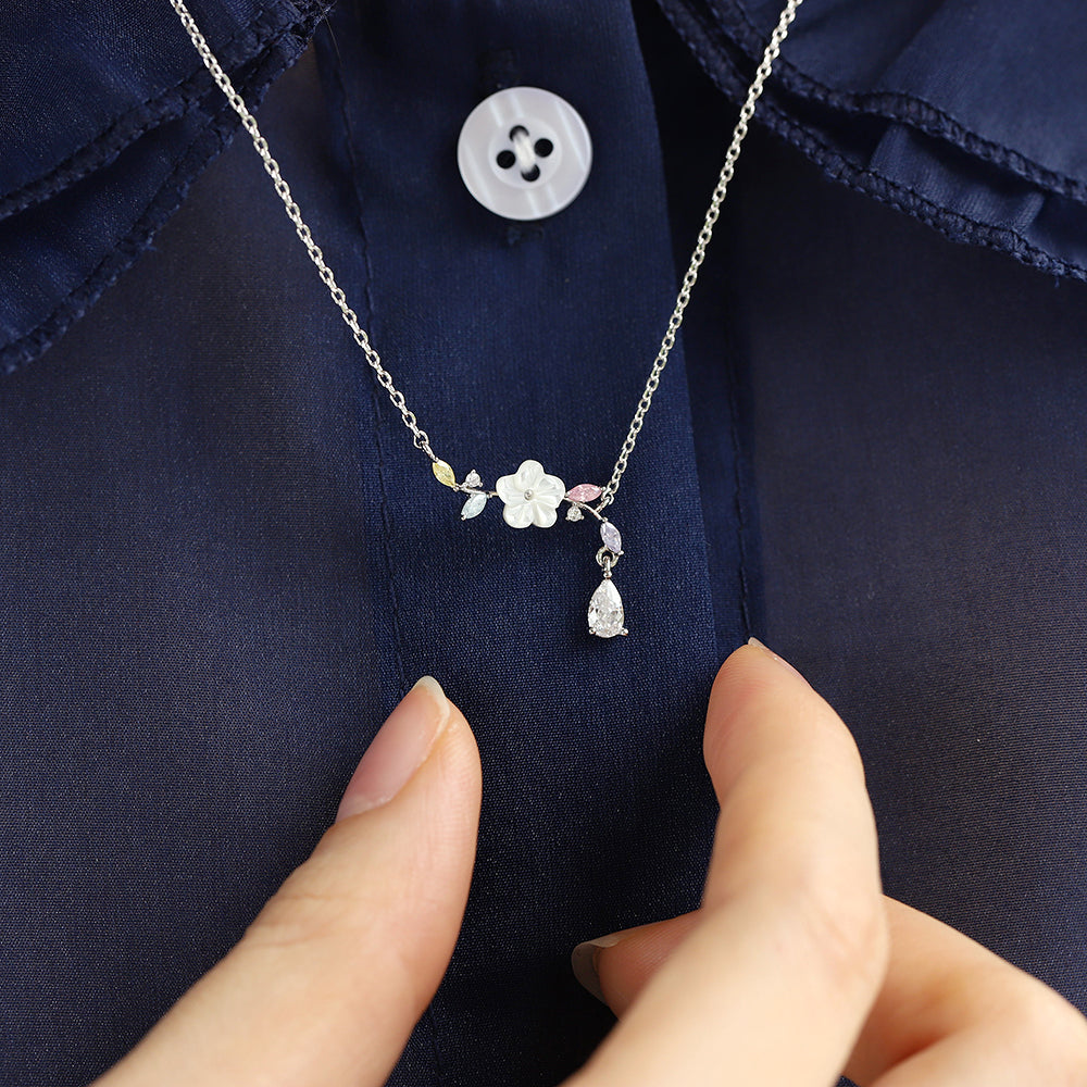 Mother of Pearl Elegant Style Korean Necklace - Made in Korea