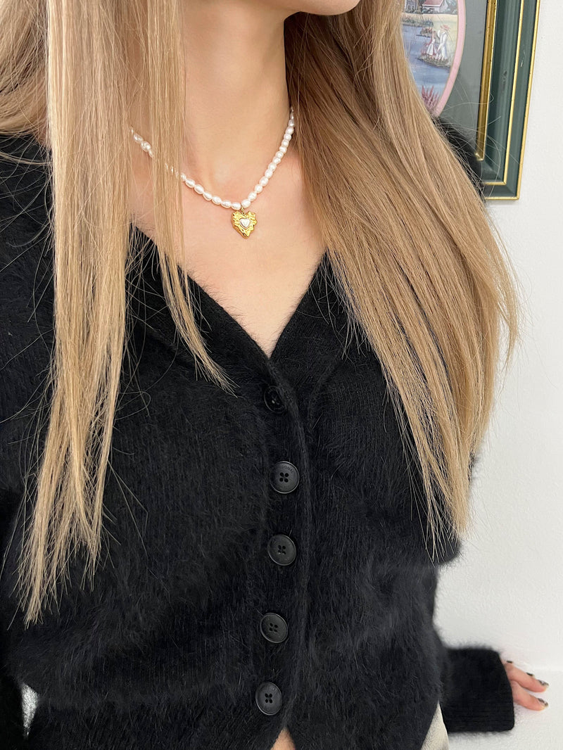 Classic Pearl Heart Pendant Retro Necklace