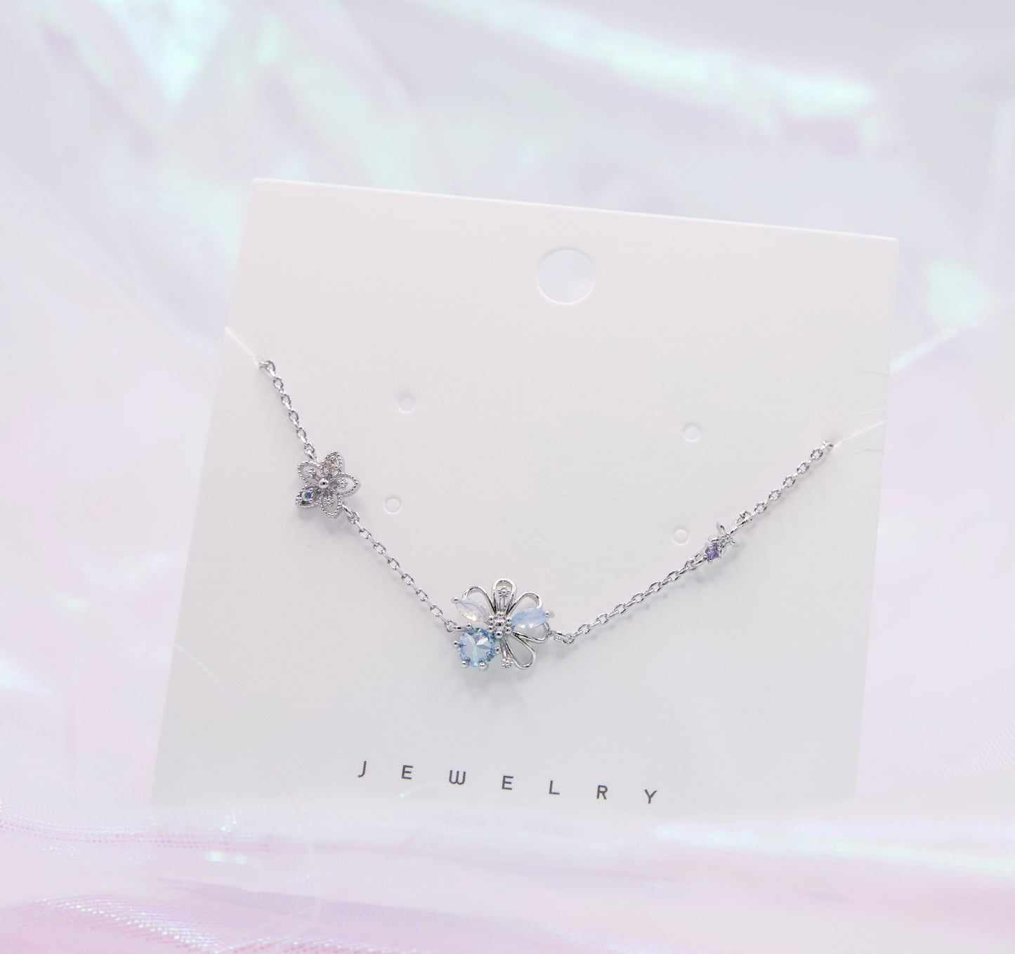 Korean Dainty Crystal Flower Bracelet - 2 colors
