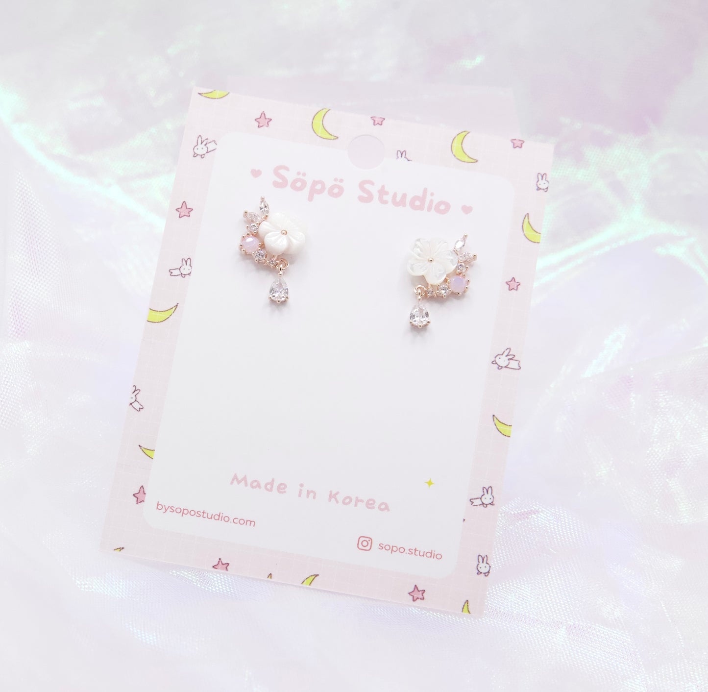 Mother of Heart Flower Elegant Studs Korean Earrings - 2 colors