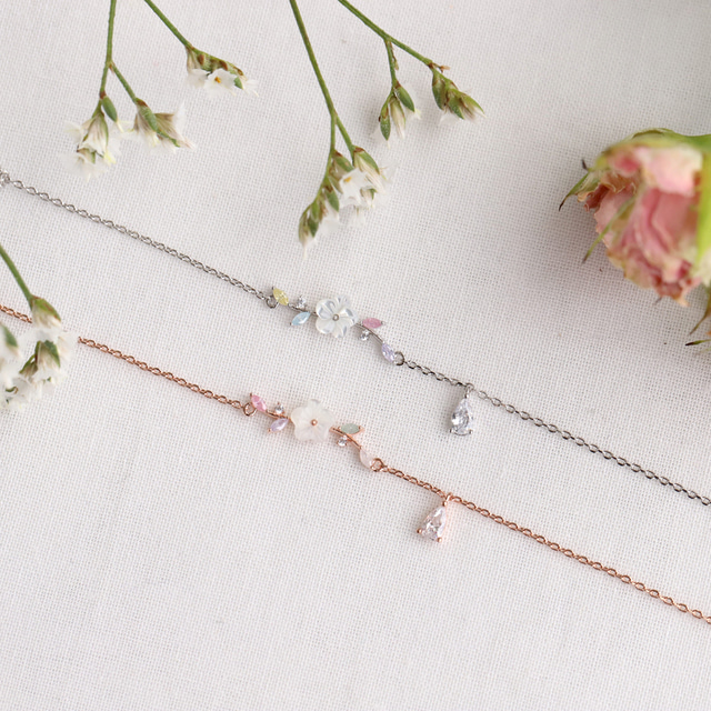 Mother of Pearl Dainty Style Korean Bracelet - 2 Colors