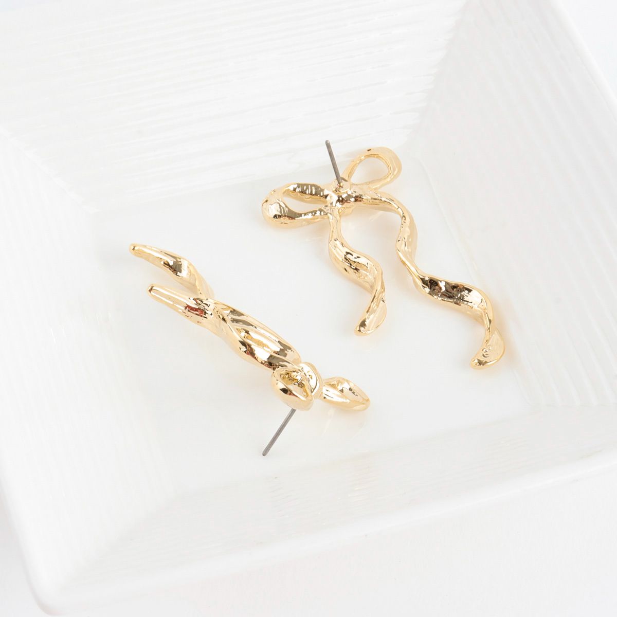 Nordic Ribbon Stainless Steel Korean Minimalist Style Earrings