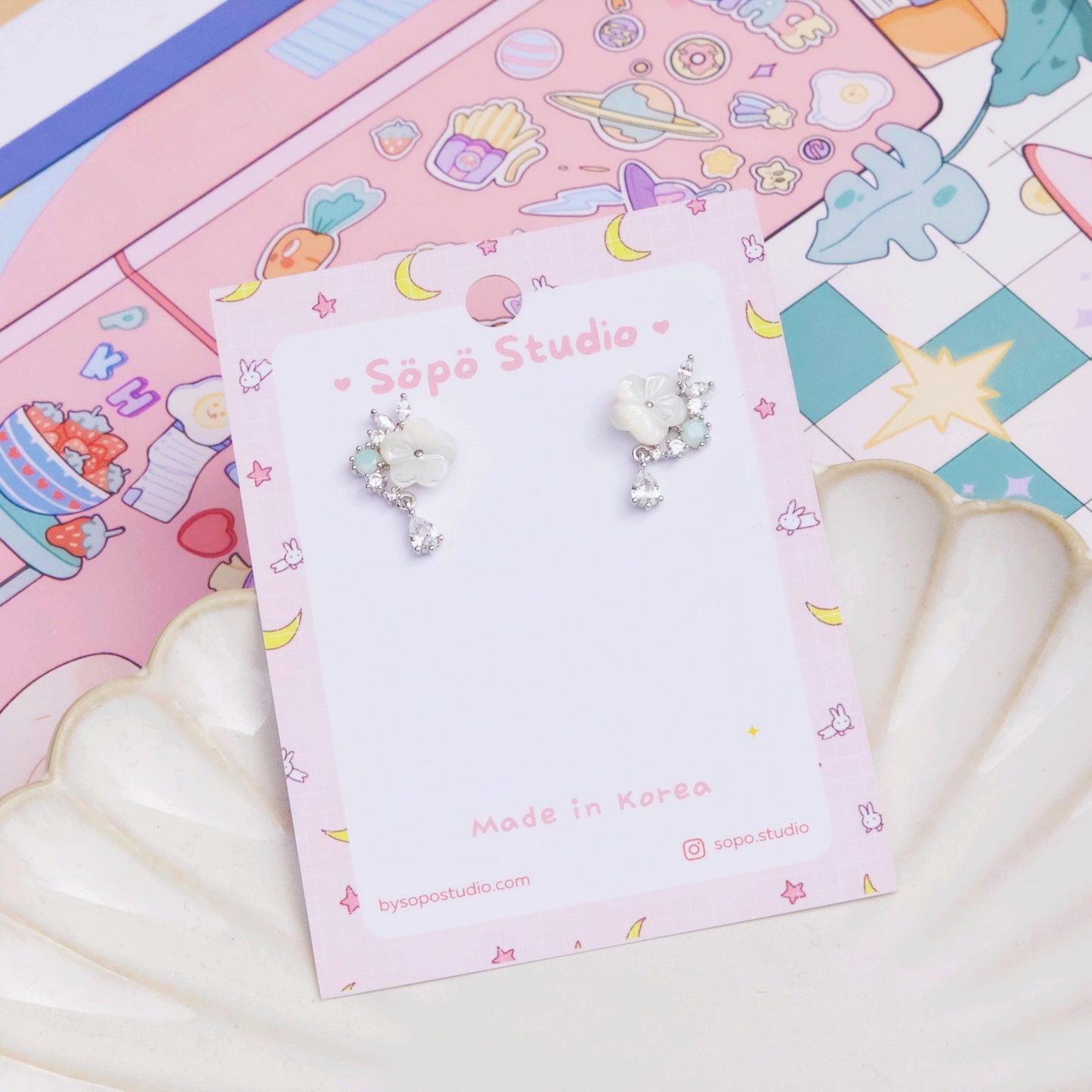 Mother of Heart Flower Elegant Studs Korean Earrings - 2 colors