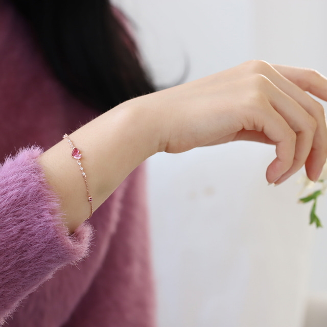 Heart Crystal Korean Dainty Style Bracelets - 3 colours