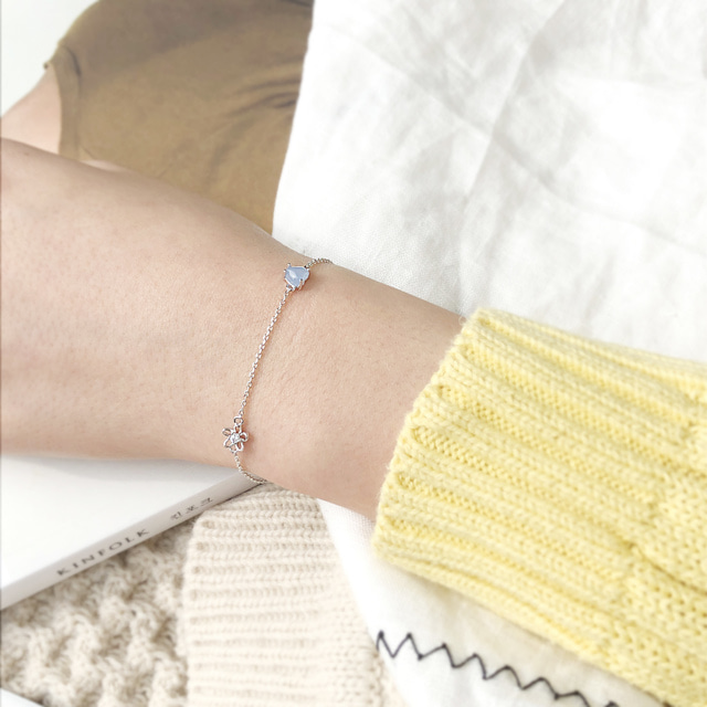 Blue Petit Heart Style Korean Bracelet