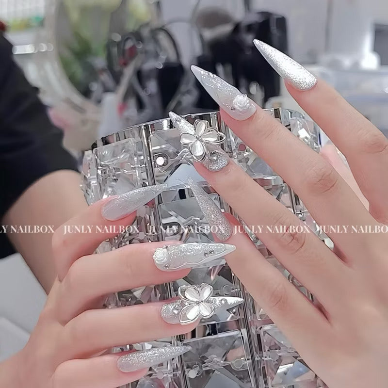 Handmade Silver Glitter Butterfly Rosie Press-on Nails