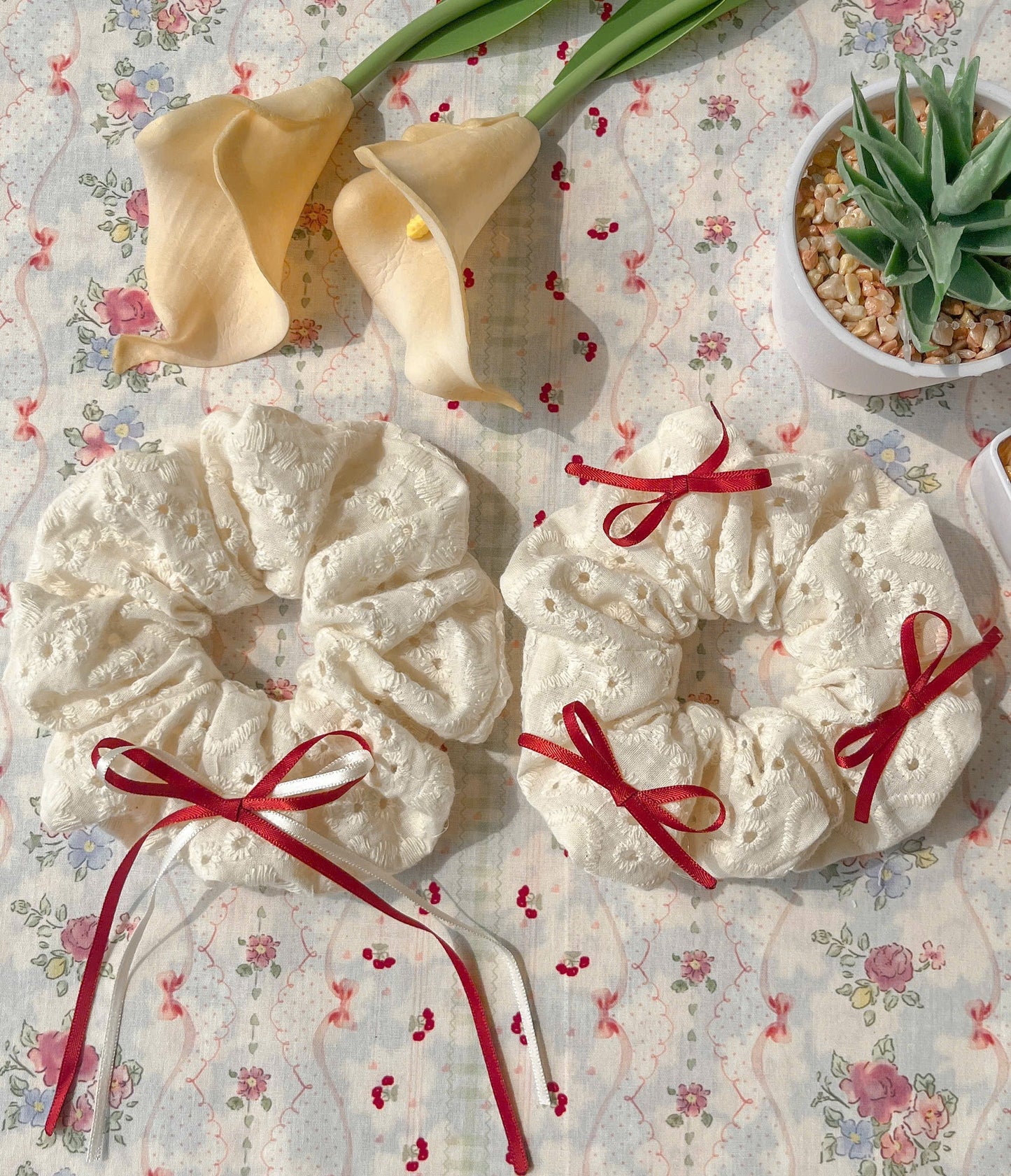 Ribbon White Summer Cotton Scrunchie