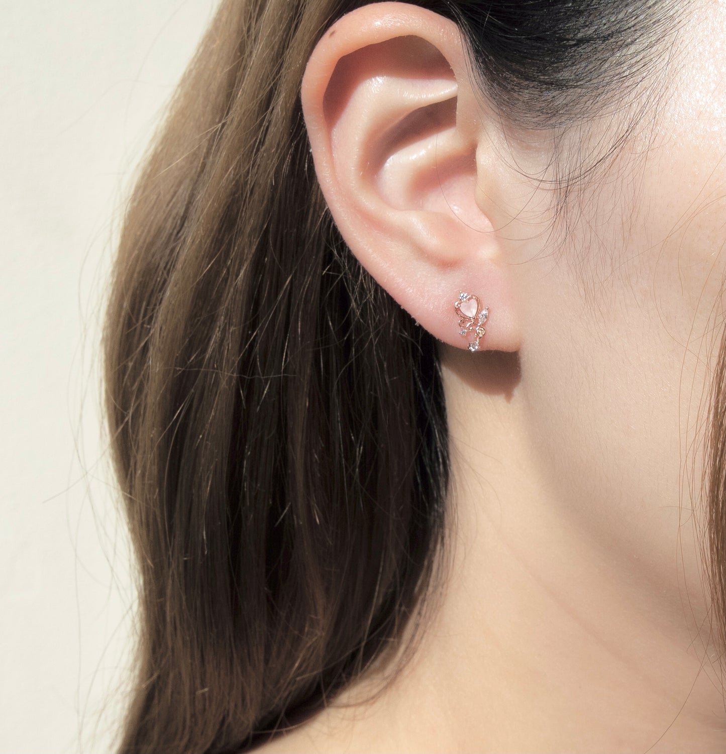 Cute Petit Angel Baby Pink Heart Earring