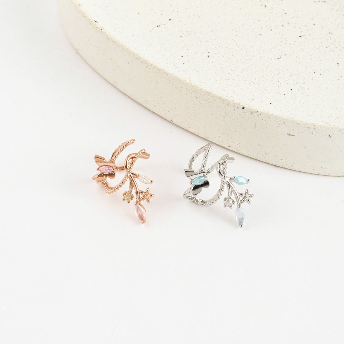 Butterfly Flower String Ear-cuff - 2 Colors