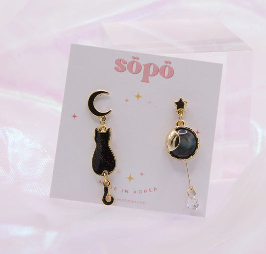 Sailor Moon Luna Crystal Drop Earrings