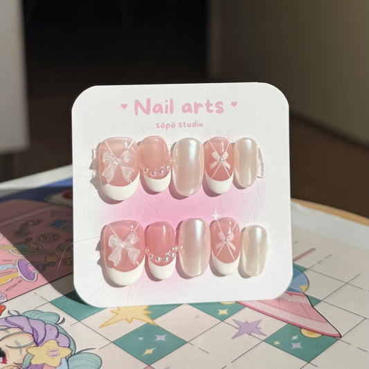 Cute White Bow Short Handmade Press-on Nails