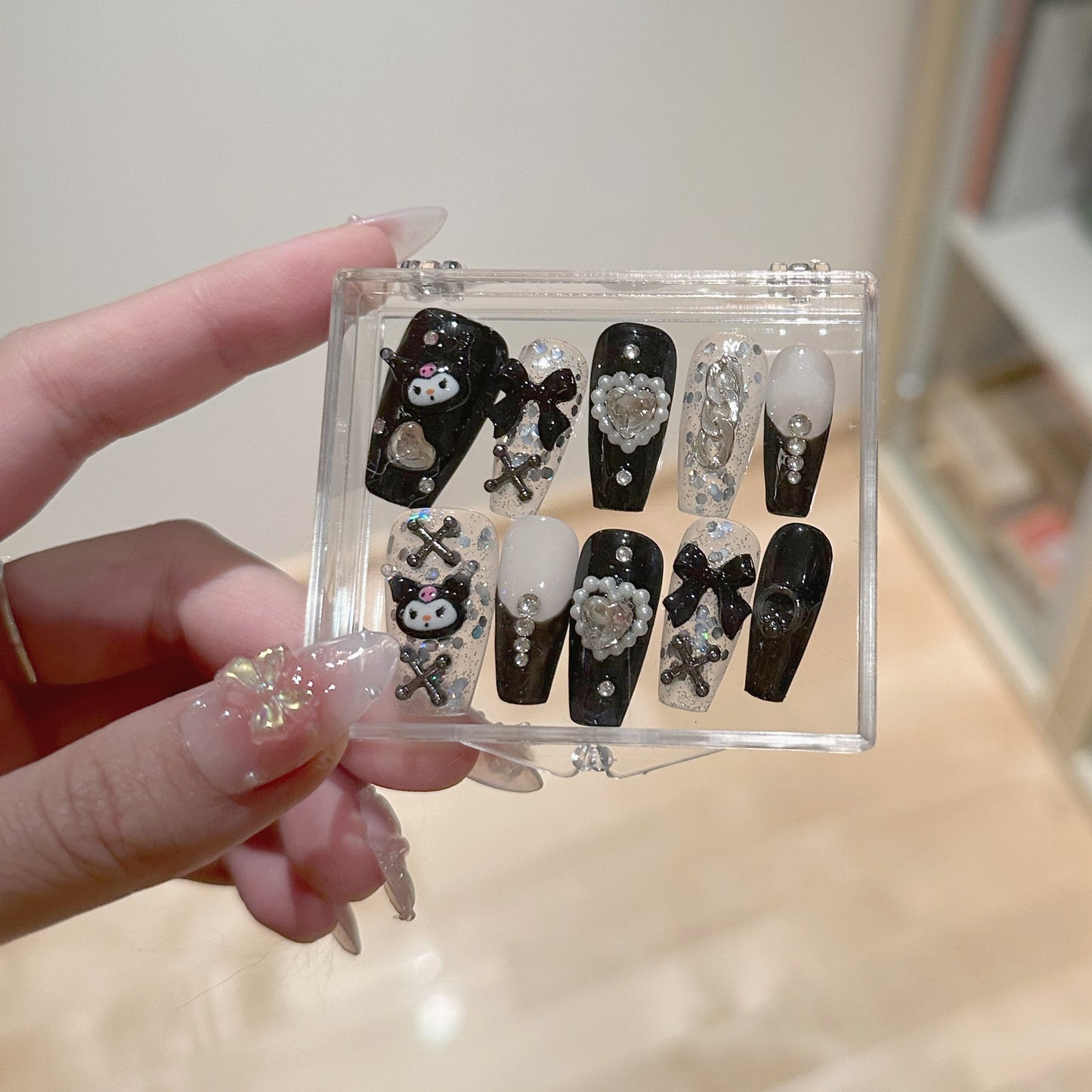 Kawaii Kuromi Black Unique Ribbon Charm Handmade Press-on Nails