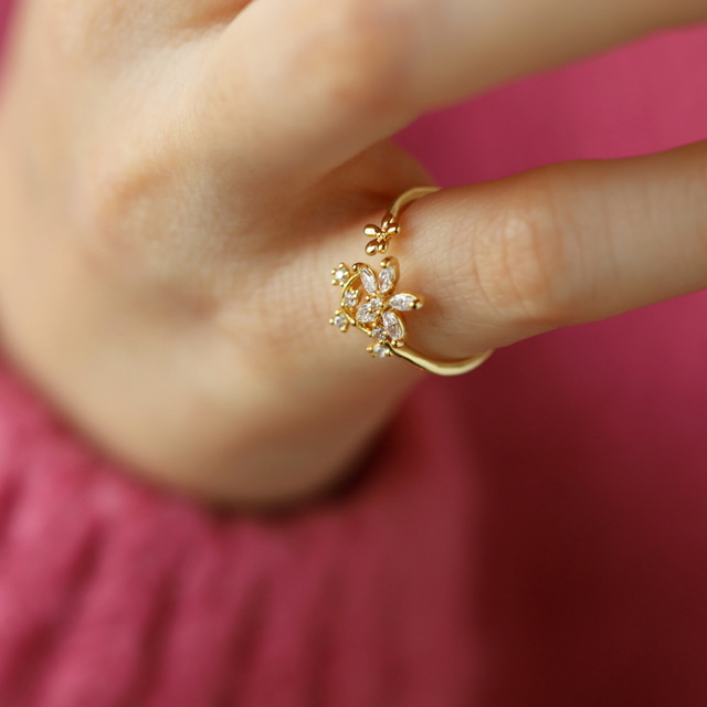 Bloom Flower Wreath Pinkie Ring Made in Korea - 2 colors