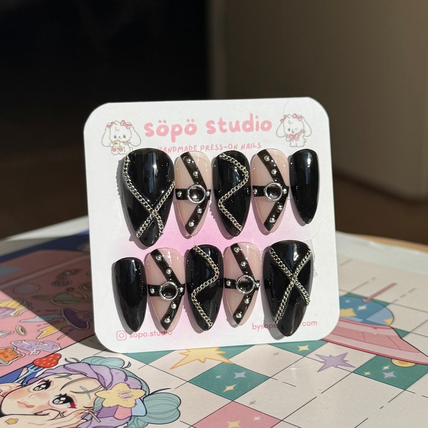 Black Chained Gothic Handmade Press-on Nails
