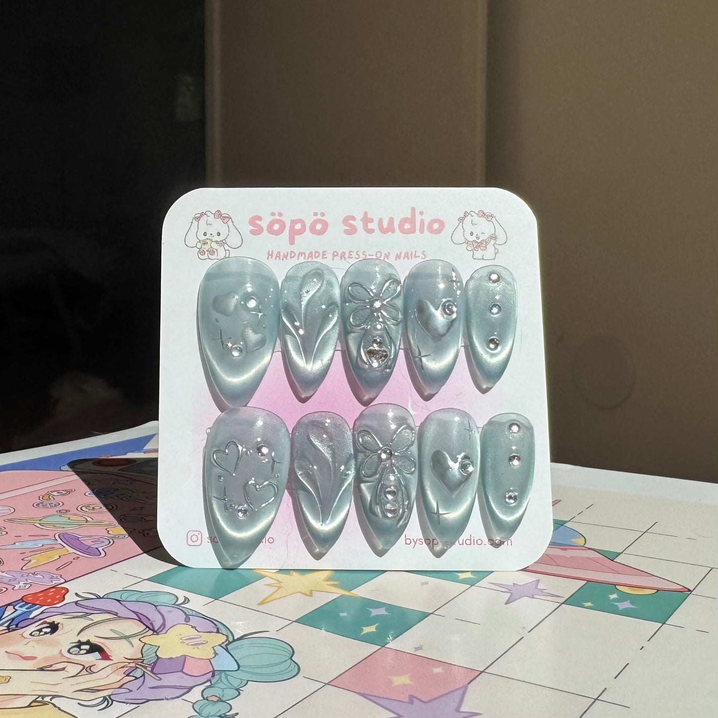 Blue Chrome Heart Minimalist Cat Eyes Cute Korean Style Handmade Press-on Nails