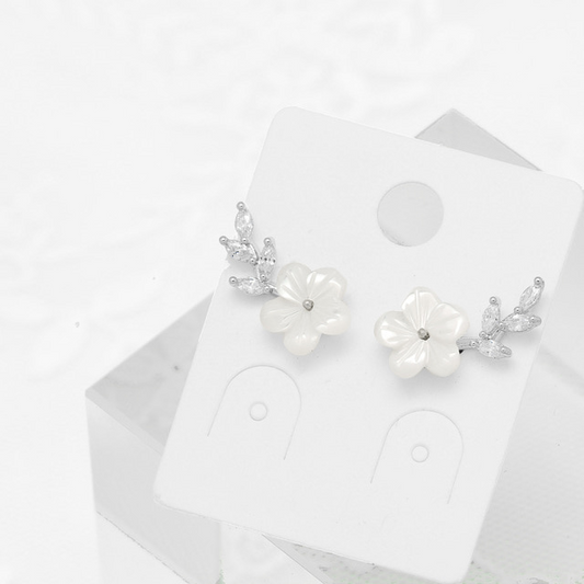 Mother of Pearl Elegant Stud Earrings