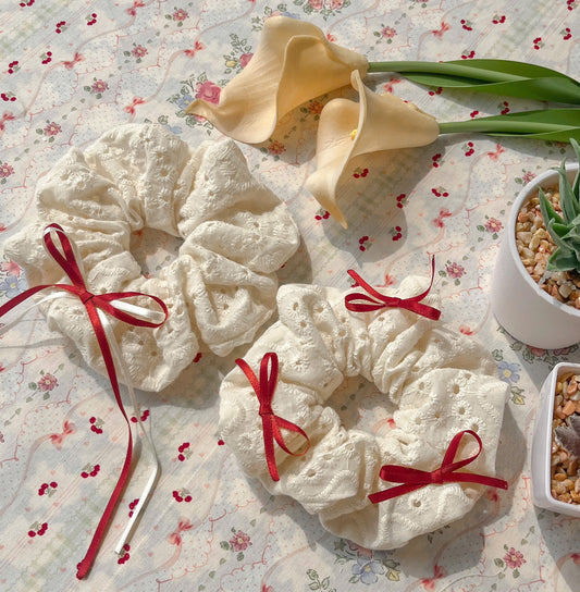 Ribbon White Summer Cotton Scrunchie
