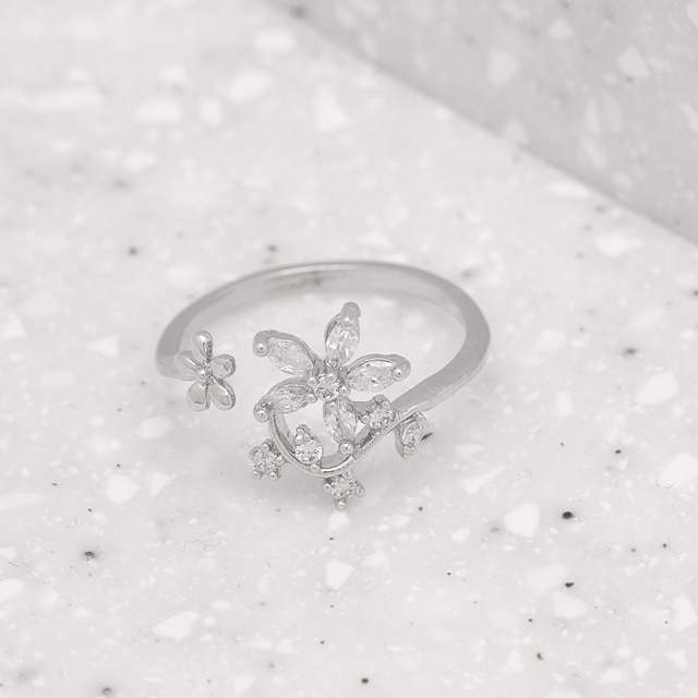 Bloom Flower Wreath Pinkie Ring Made in Korea - 2 colors