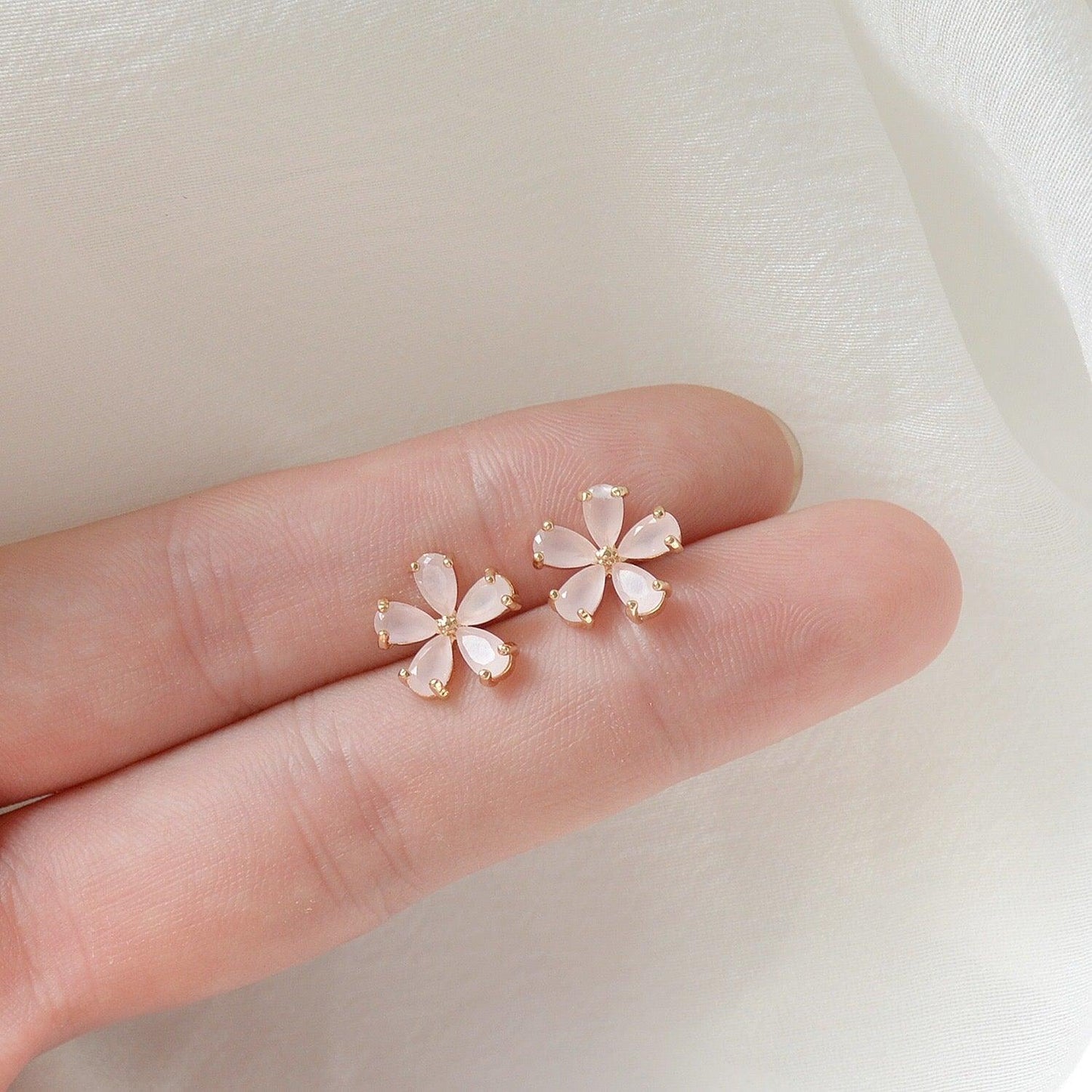 Korean Crystal Flower Snow Elegant Earrings