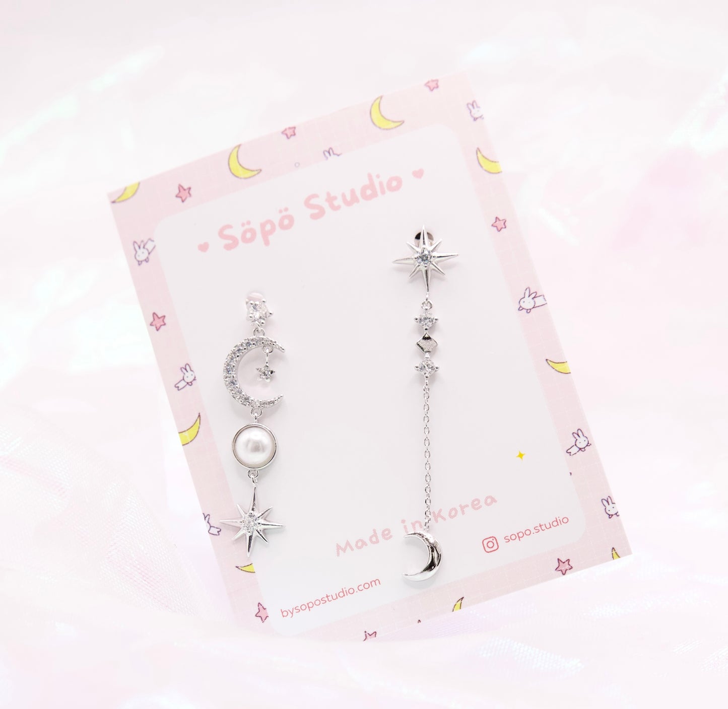 Mis-matched Moon Star Dangle Korean Dainty Style Earrings